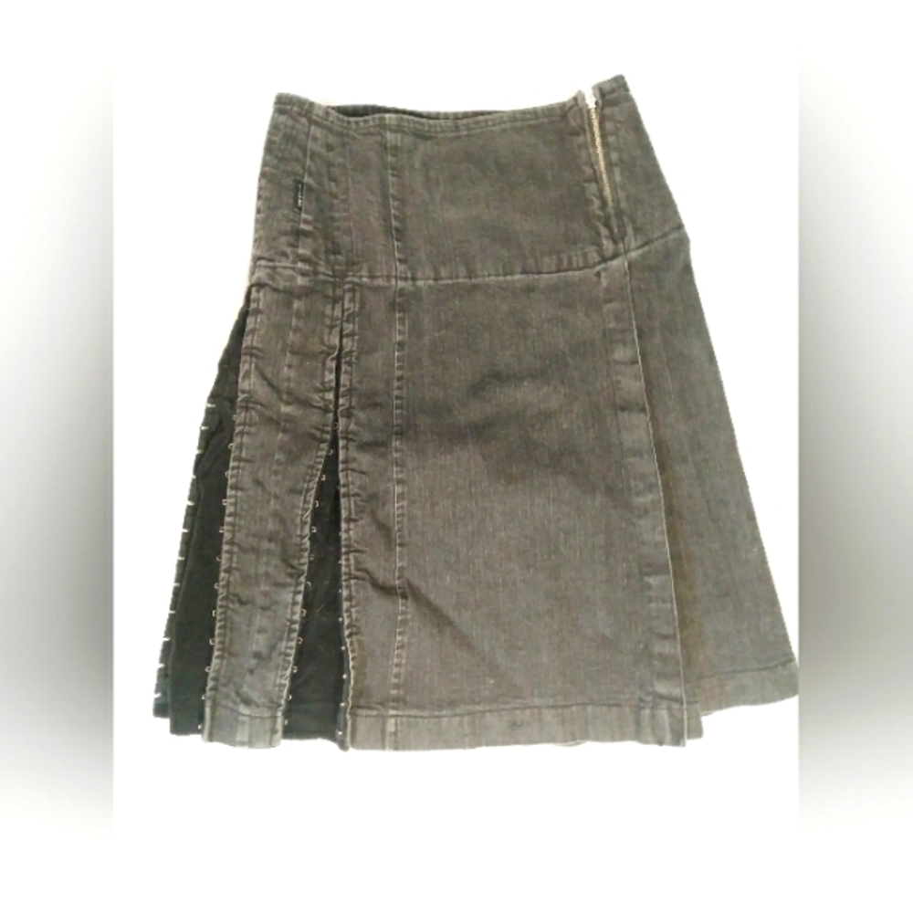 Denim raver skirt w adjustable detailing